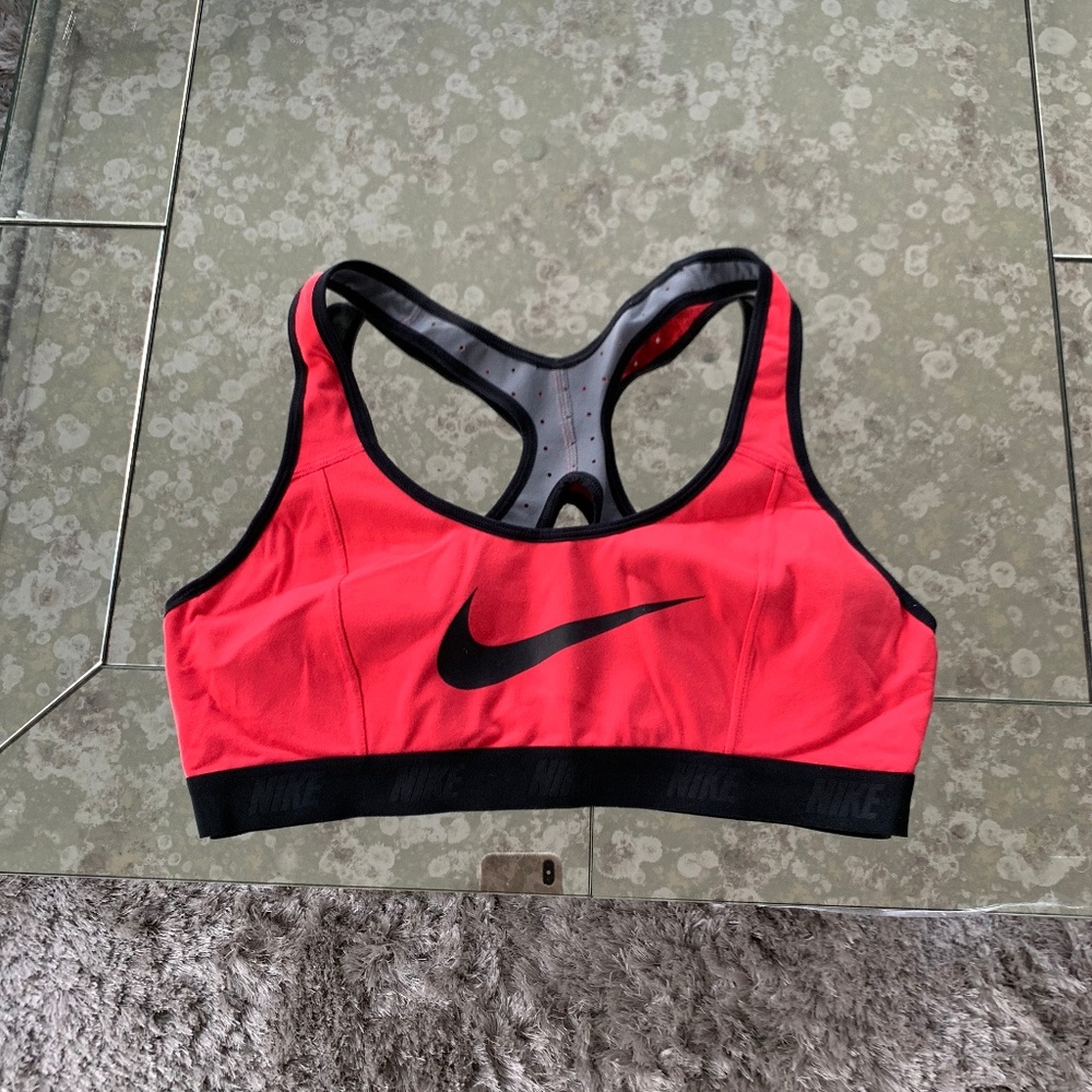 Nike Womens Dri-Fit Red Sports Bra Size L